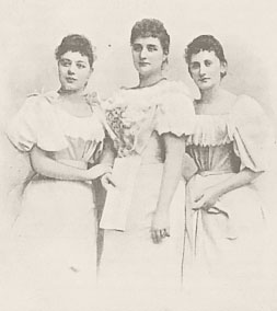 Marie Snijders (Alto), Anna Corver (Mezzo soprano), Jeannette de Jong (Soprano)