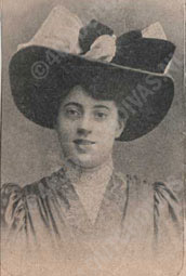 Faniëlla Loff-Poons, 1908