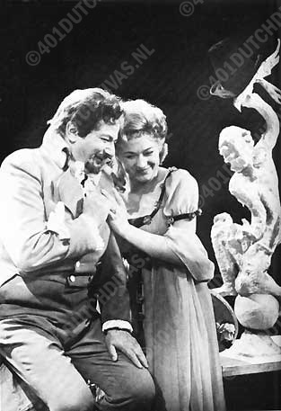 Wilma Driessen en Paolo Gorin tijdens een TV-uitvoering in 1966 van Donizetti's Don Pasquale