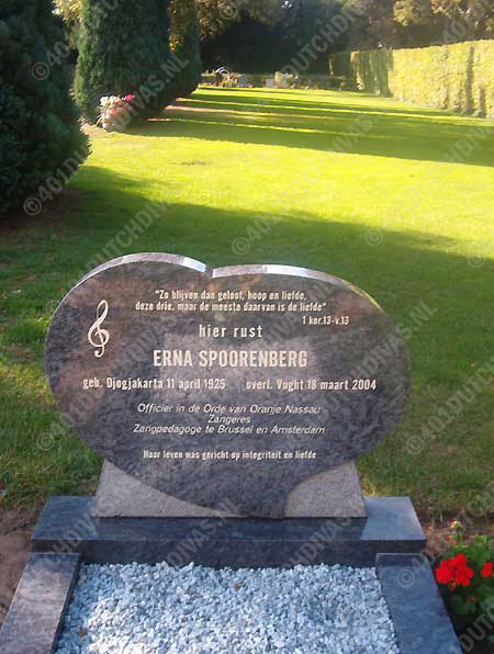 Erna Spoorenberg ligt begraven op de Algemene Begraafplaats aan de St.Elisabethstraat te Vught